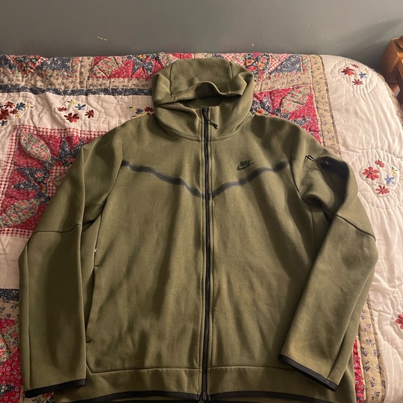 Nike Other - Nike tech Olive Green Zip-Up Hoodie size XL